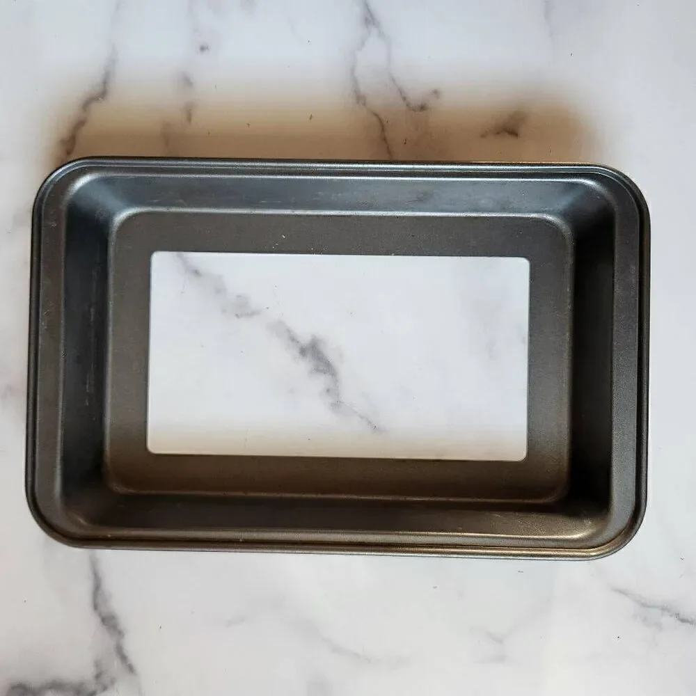 Bakeware metal tin aluminum cover dark gray open center anti burn edge crust